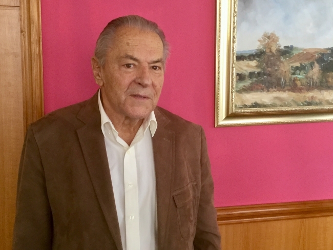 MUDr. Stanislav Grof: Vědomí není produktem hmotného mozku, opak je pravdou!